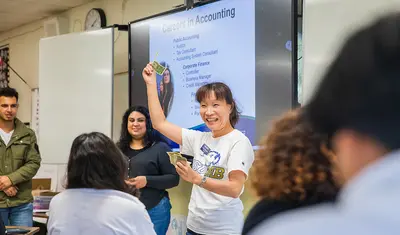 Associate Professor Shaowen 