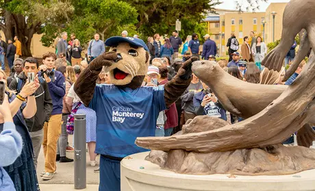 Otter statue