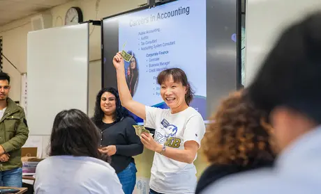Associate Professor Shaowen 