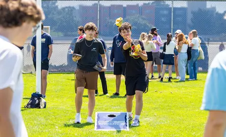 Otter Days preview